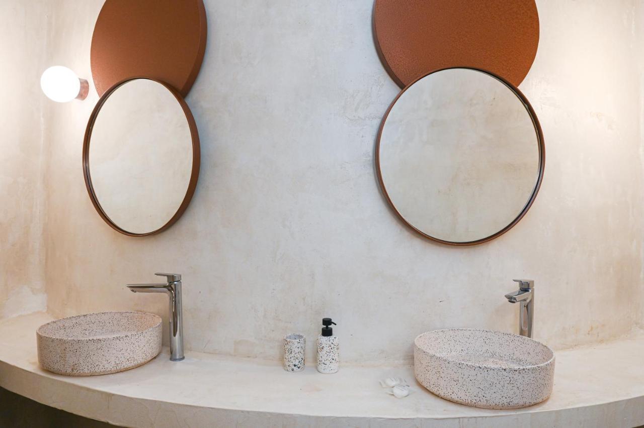 Naos Suites Vóthon 外观 照片