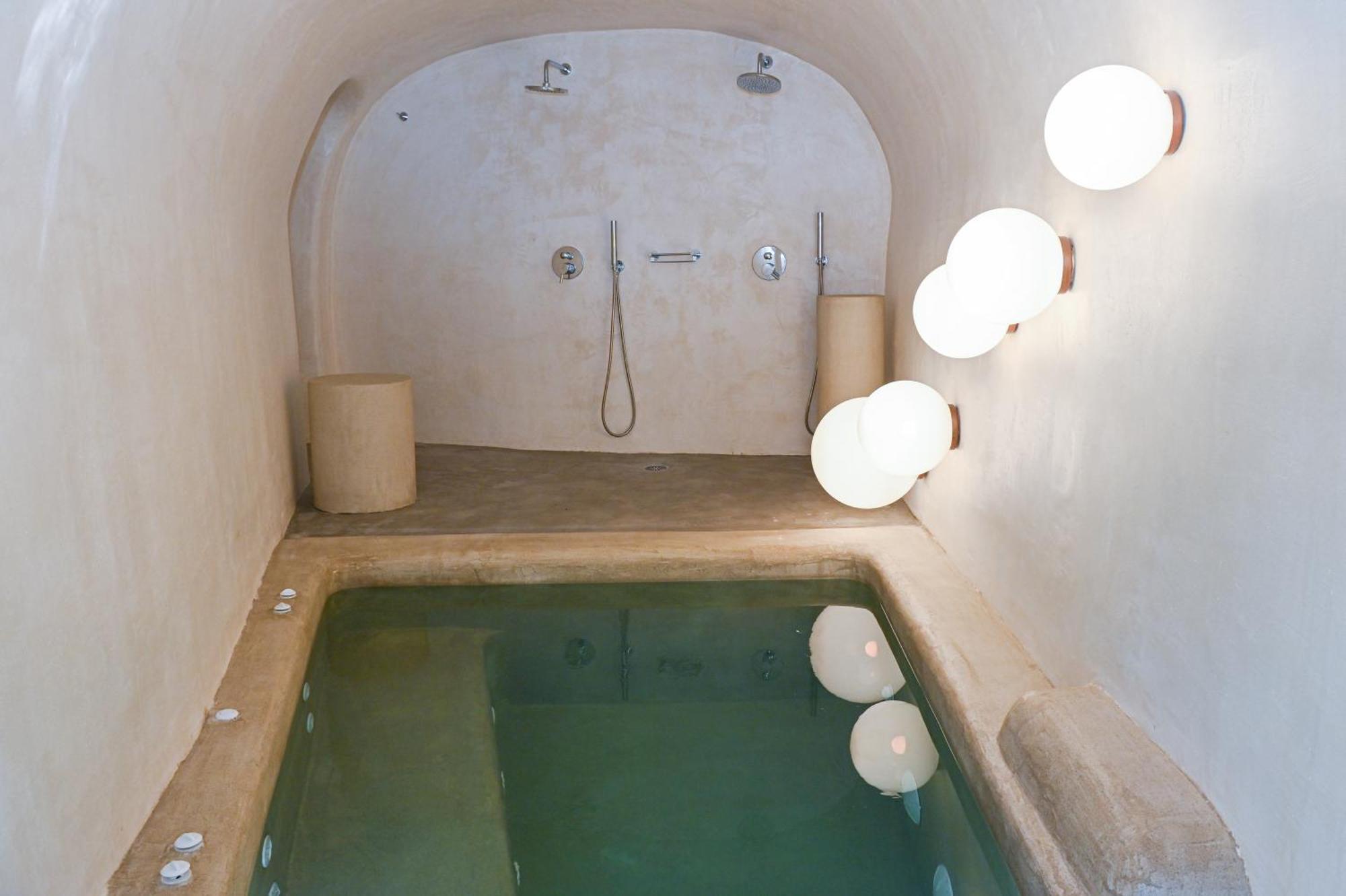 Naos Suites Vóthon 外观 照片